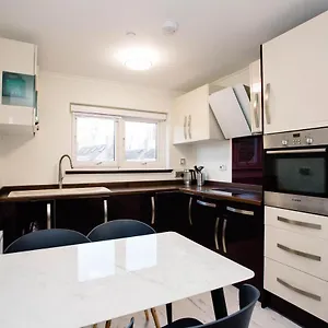 2-double-beds-rooms-aberdeen-city-near-university.hotelsaberdeenuk.com/